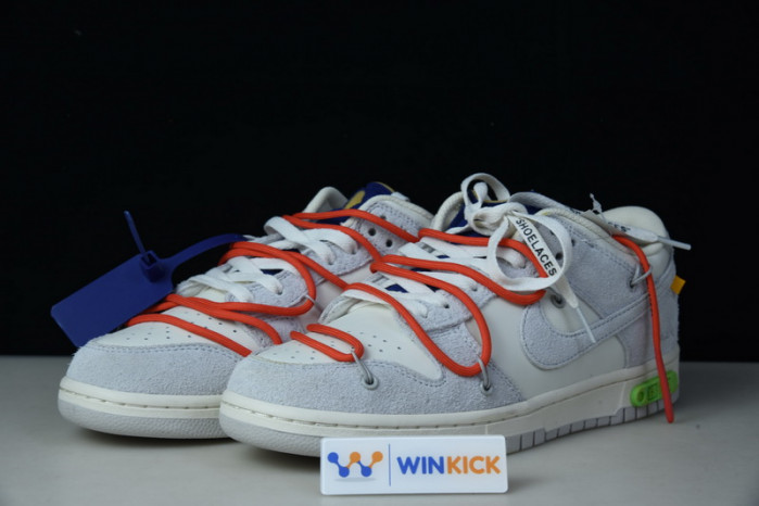 nike dunk low of lot 13 of 50 dj0950-110