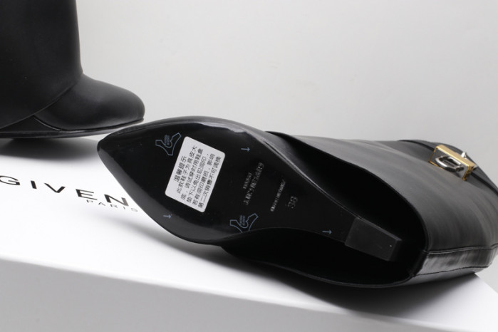 given*chy sneakers gv-12