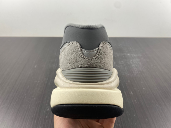 new balance 57/40 grey day m5740ta