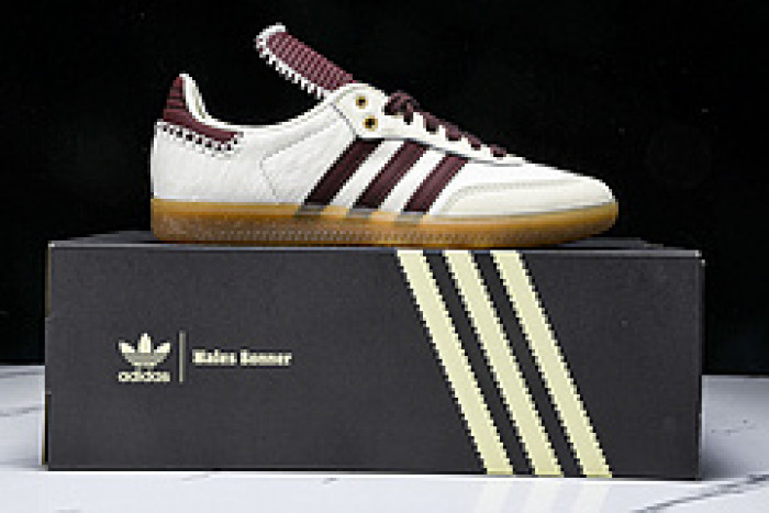 ad low-top sneaker gazelle indoor ie0586