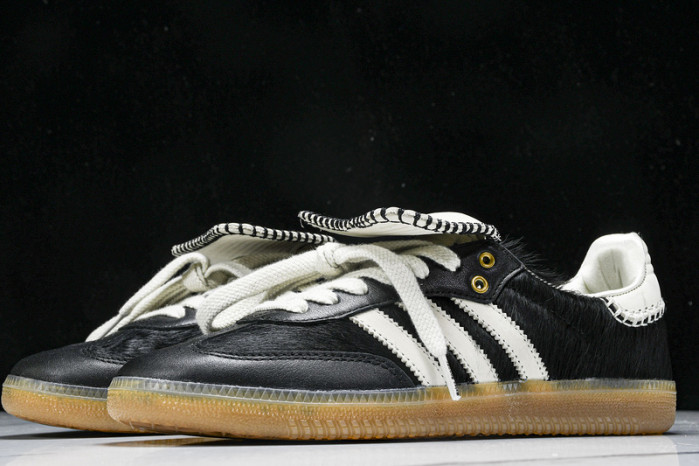 ad low-top sneaker gazelle indoor ie0580