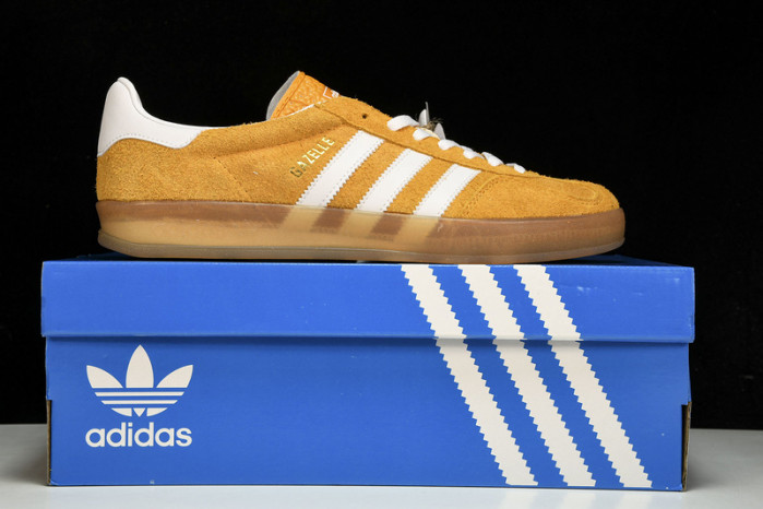 ad low-top sneaker gazelle indoor hq8716