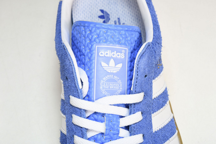 ad low-top sneaker gazelle indoor hq8717