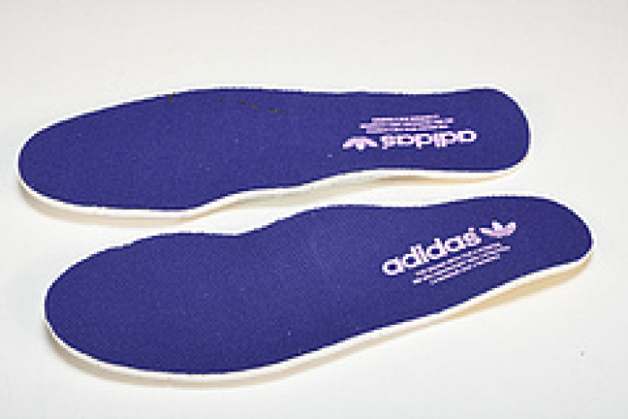 ad low-top sneaker gazelle indoor ie7002