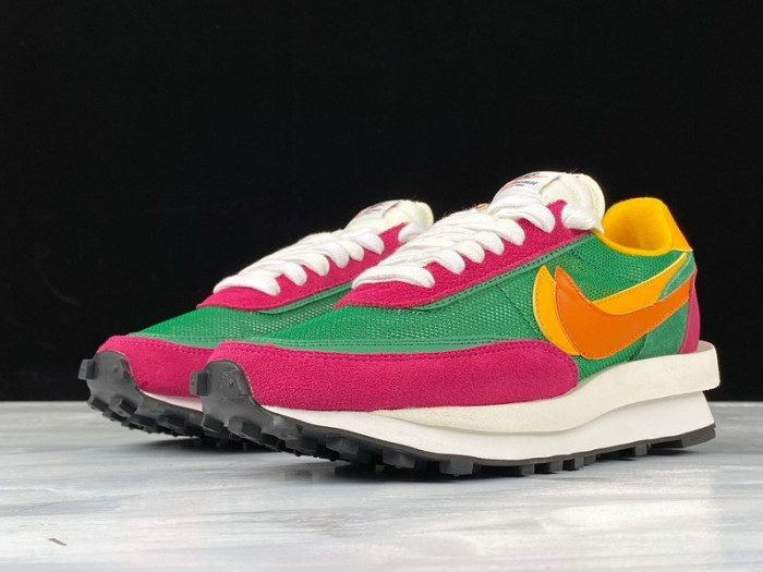 nike ld waffle sacai pine green bv0073-301