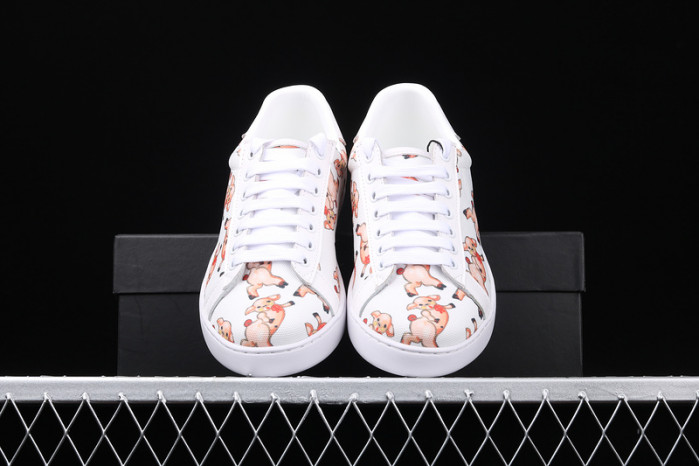 gi ace embroidered low-top sneaker h903p111