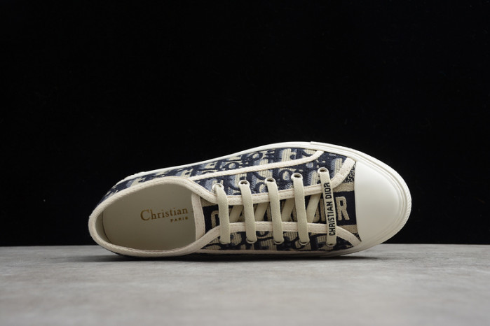 dr b23 homme kaws h903p168